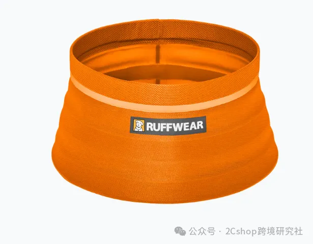 一个狗碗年入2000万美金,这个户外宠物独立站做对了什么?