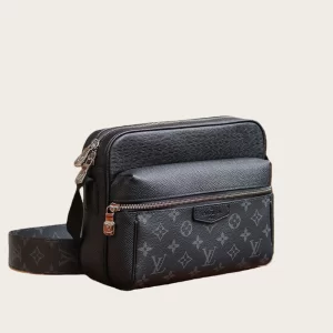 𝙊𝙐𝙏𝘿𝙊𝙊𝙍-M30233